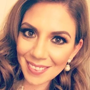 Meet your Posher, Carmen